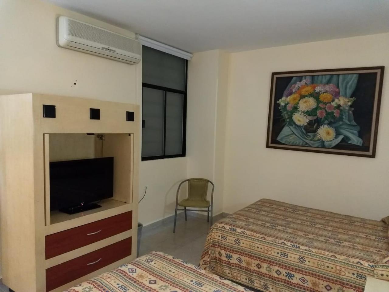 Hotel Montreal Leon Luaran gambar